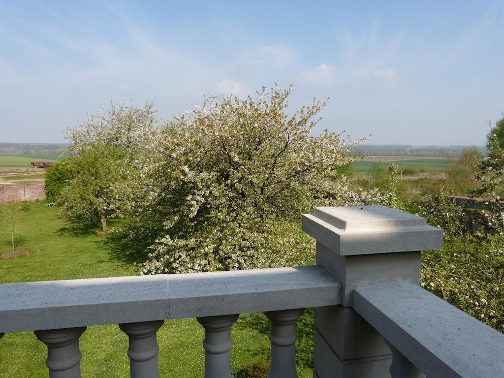 Bed and Breakfast Le Manoir De Crisolles Екстер'єр фото