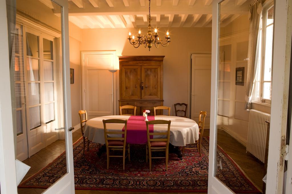 Bed and Breakfast Le Manoir De Crisolles Екстер'єр фото