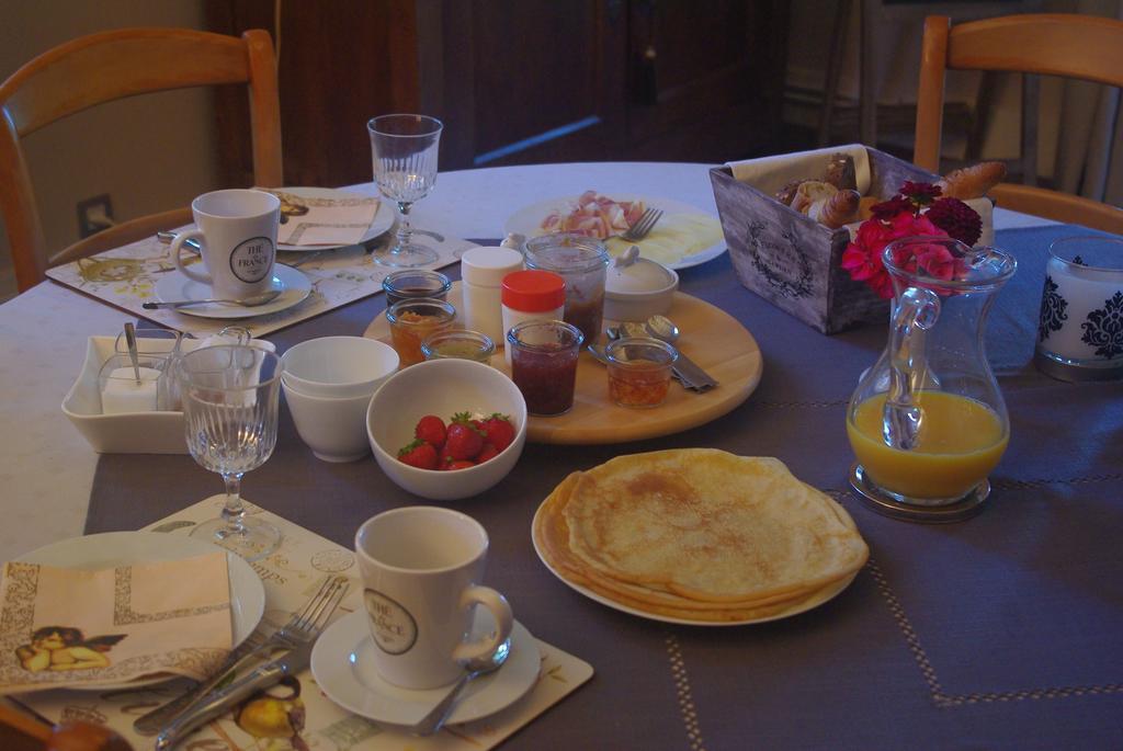 Bed and Breakfast Le Manoir De Crisolles Екстер'єр фото