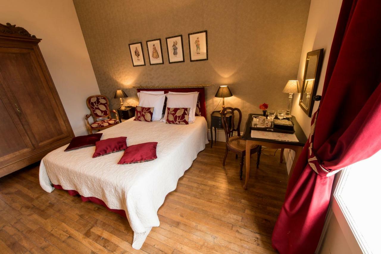 Bed and Breakfast Le Manoir De Crisolles Екстер'єр фото