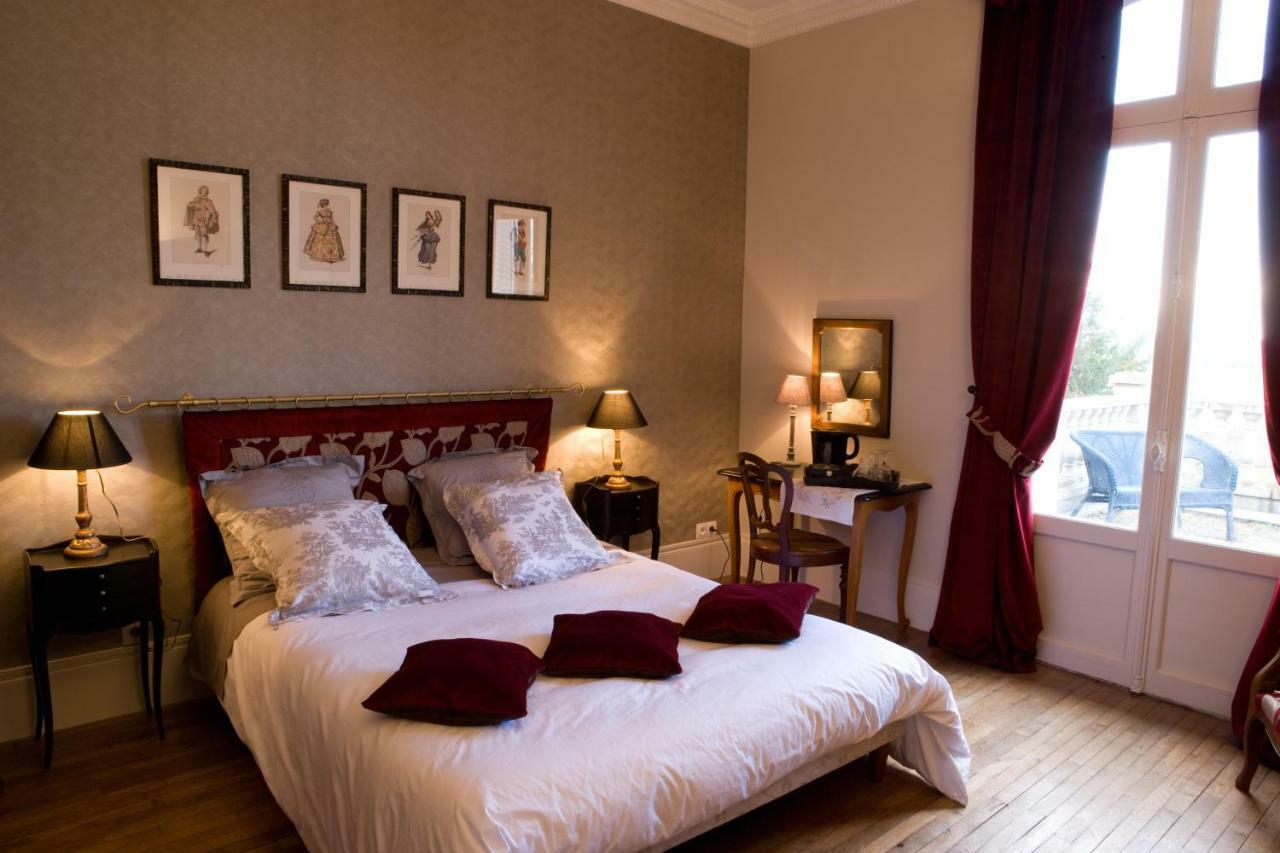 Bed and Breakfast Le Manoir De Crisolles Екстер'єр фото